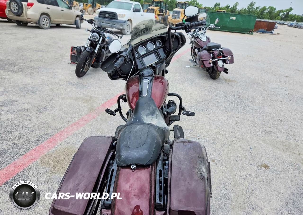 2018 Harley-Davidson Flhxs Street Glide Special VIN:1HD1KRC14JB640482 - 6