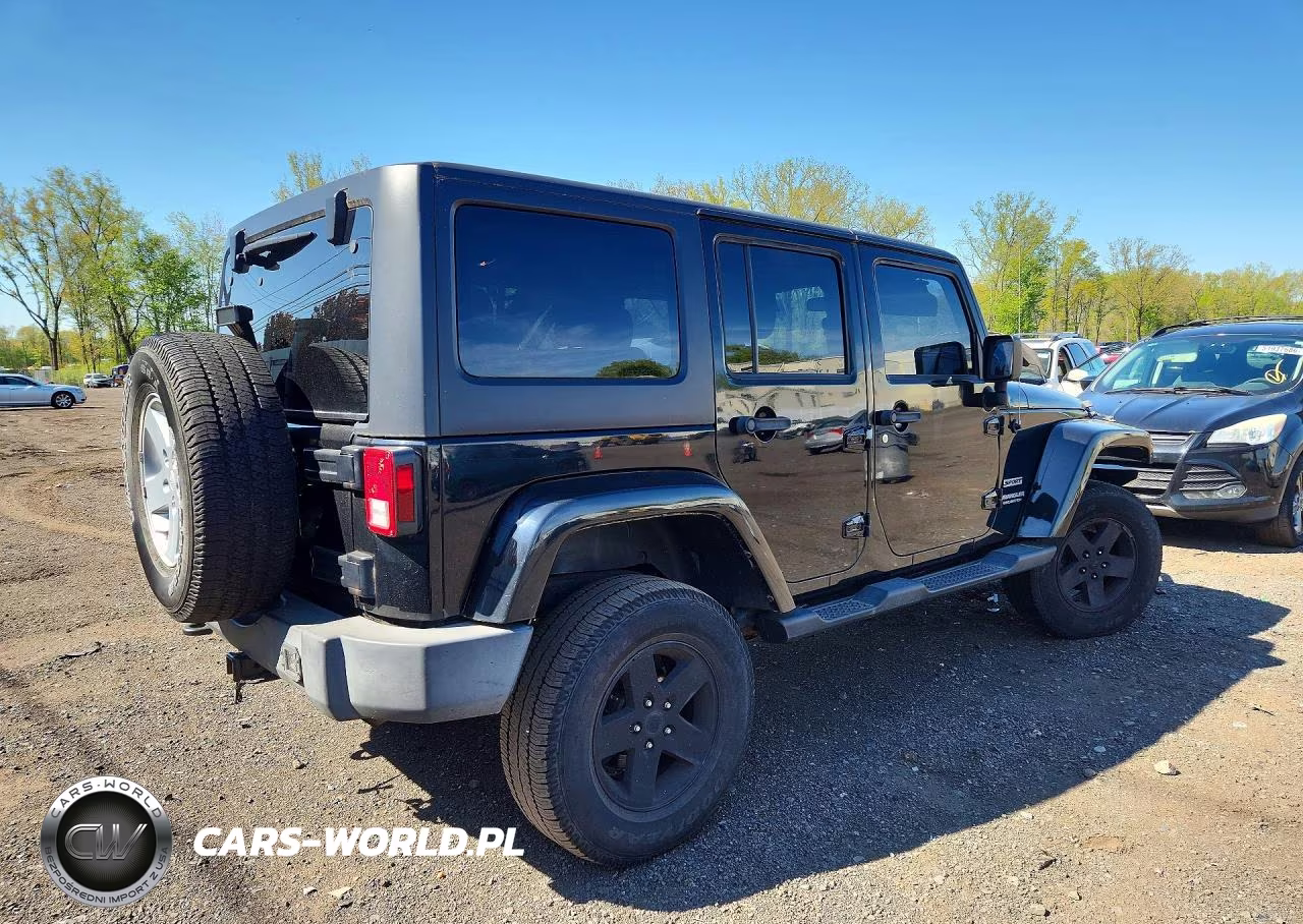 2012 Jeep Wrangler Unlimited Sport VIN:1C4HJWDGXCL203703 - 3