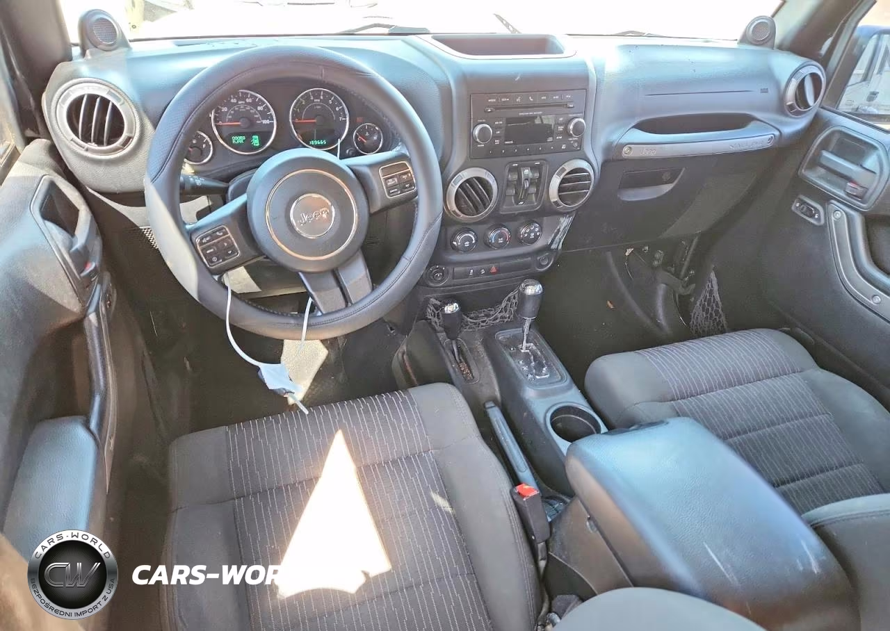 2012 Jeep Wrangler Unlimited Sport VIN:1C4HJWDGXCL203703 - 8