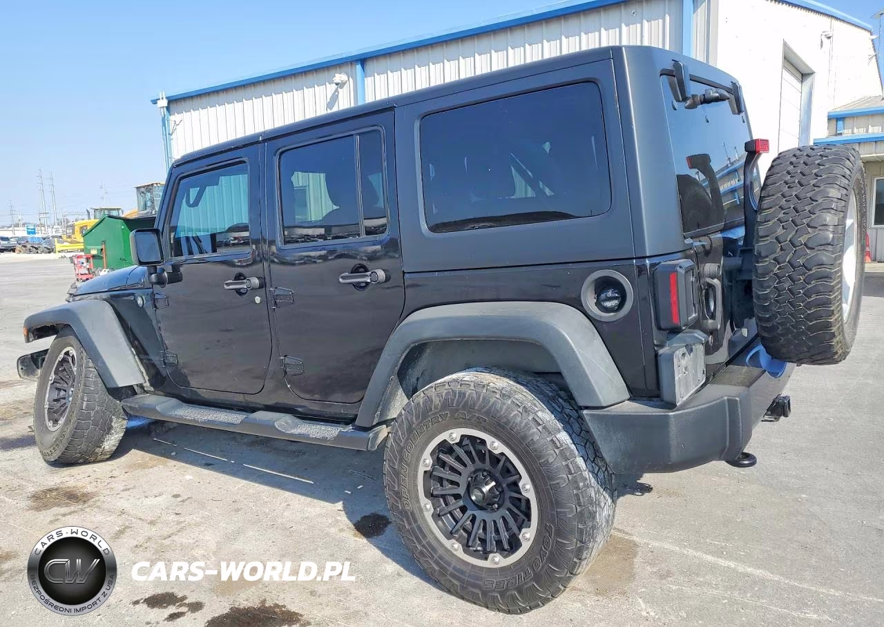 2015 Jeep Wrangler Unlimited Sport VIN:1C4BJWDG1FL770361 - 2