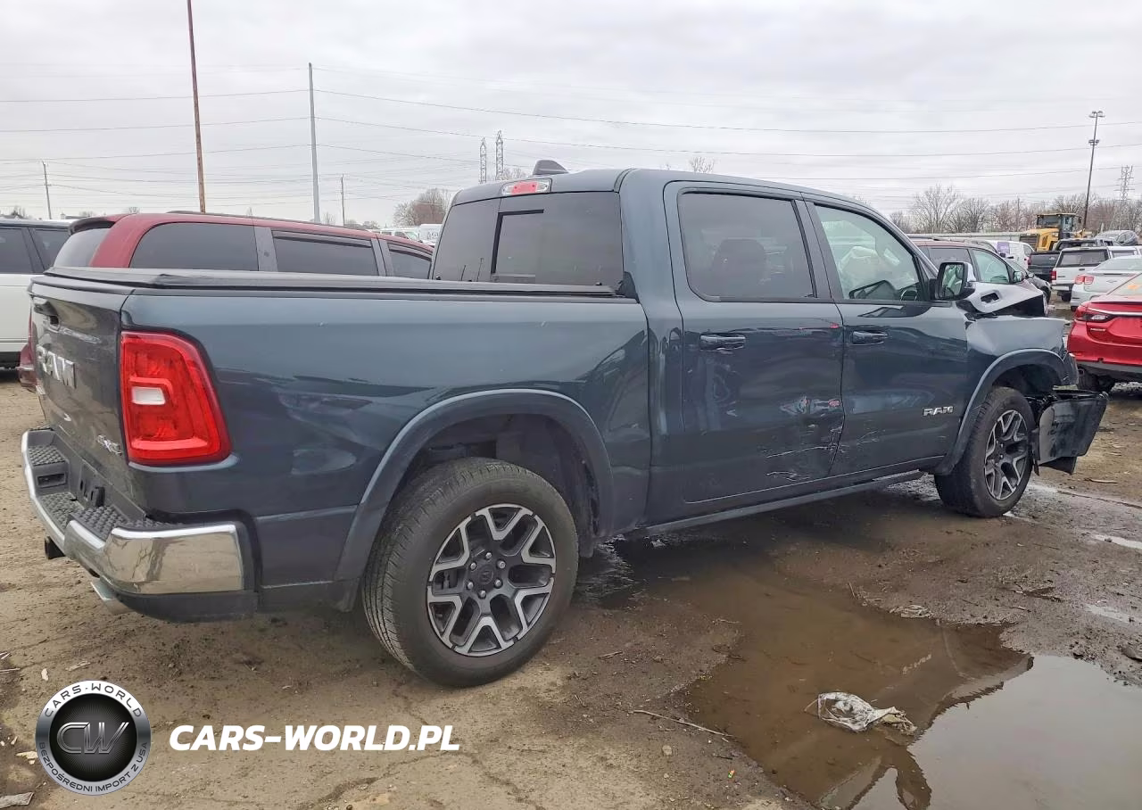 2026 Ram 1500 Laramie VIN:1C6SRFJP0TN160469 - 3