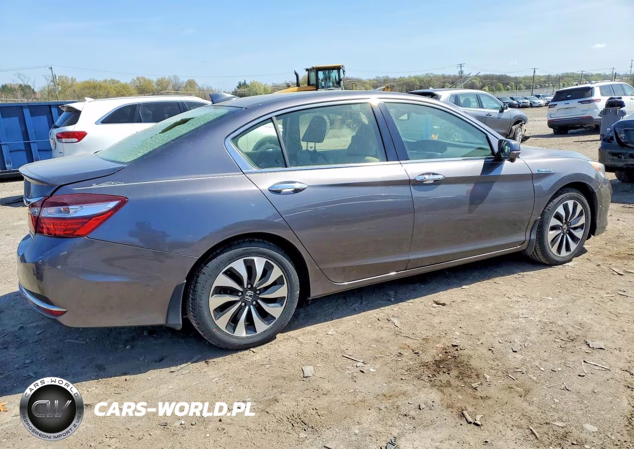 2017 Honda Accord Hybrid Exl VIN:JHMCR6F56HC017631 - 3