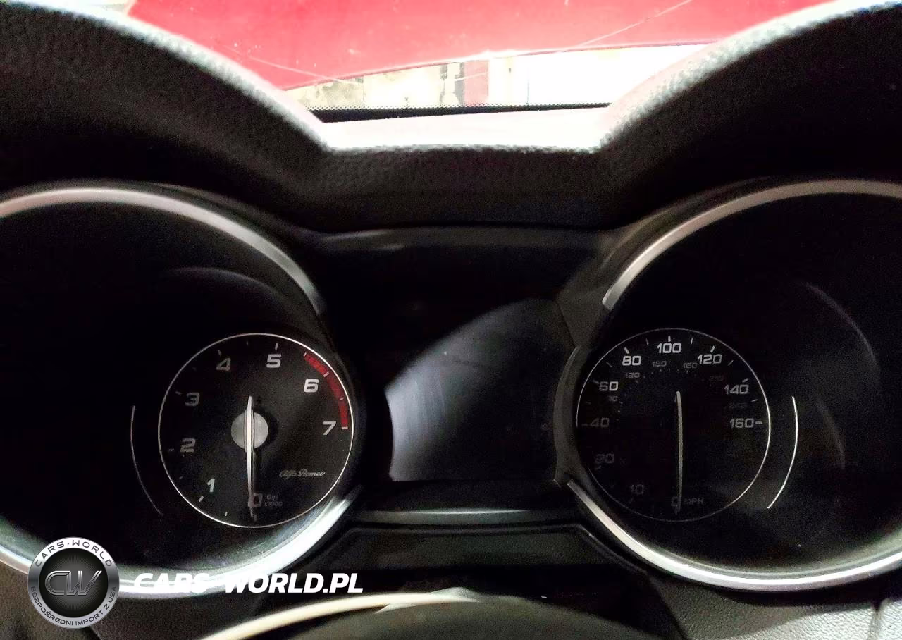 2019 Alfa Romeo Stelvio Ti VIN:ZASPAKBN1K7C33452 - 9
