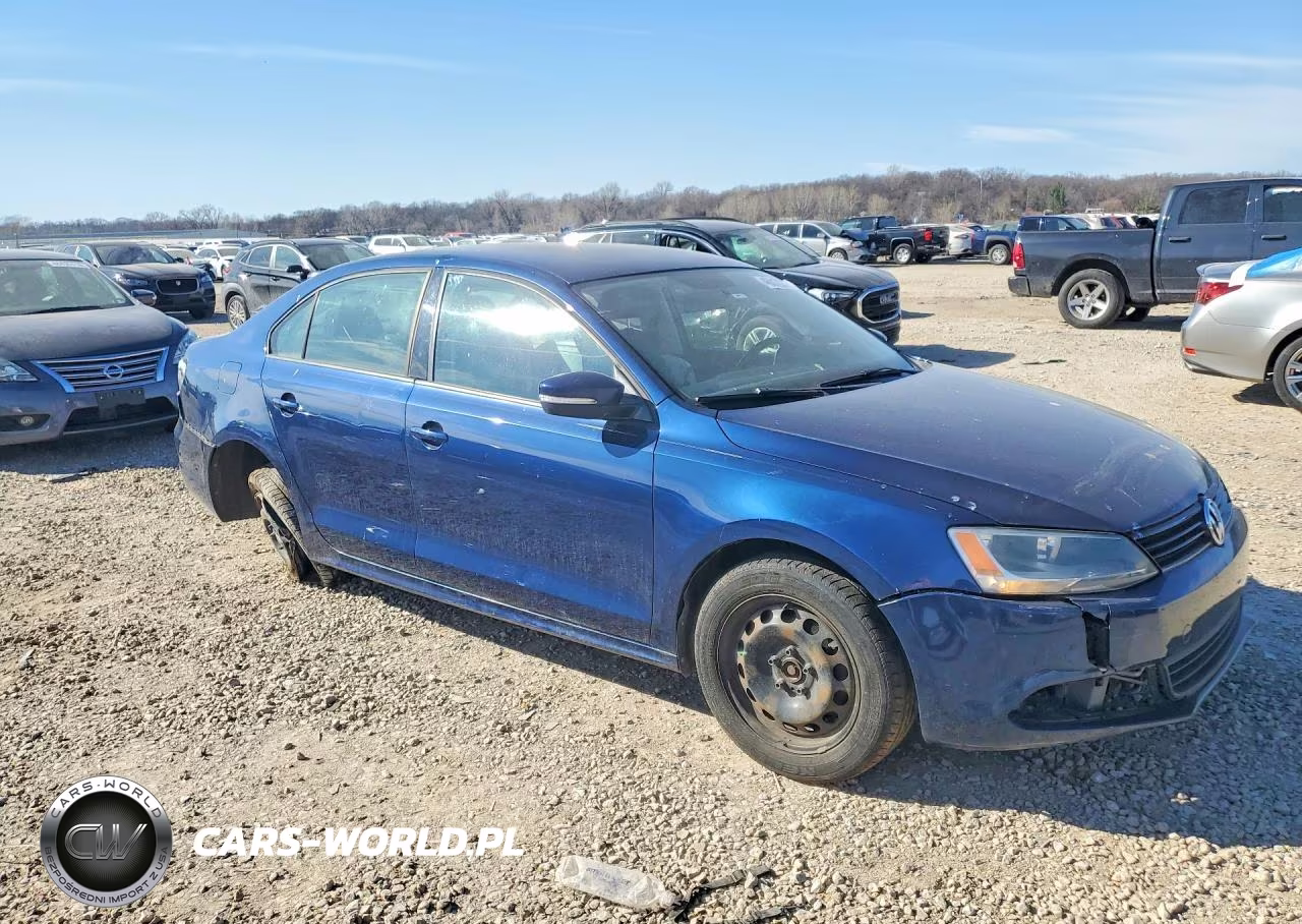 2011 Volkswagen Jetta Se VIN:3VWDX7AJ1BM095839 - 4