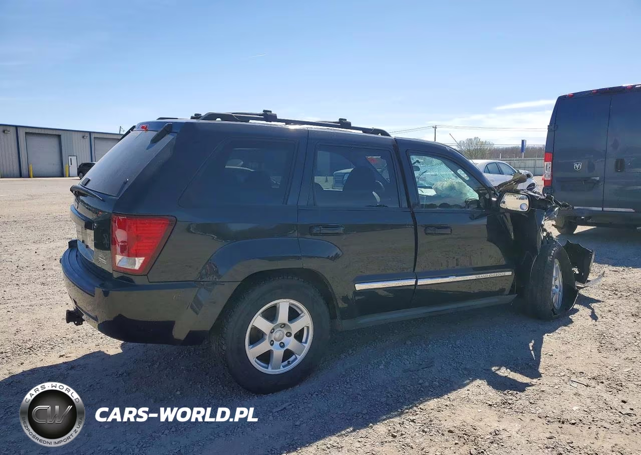 2010 Jeep Grand Cherokee Laredo VIN:1J4PS4GK2AC111859 - 3