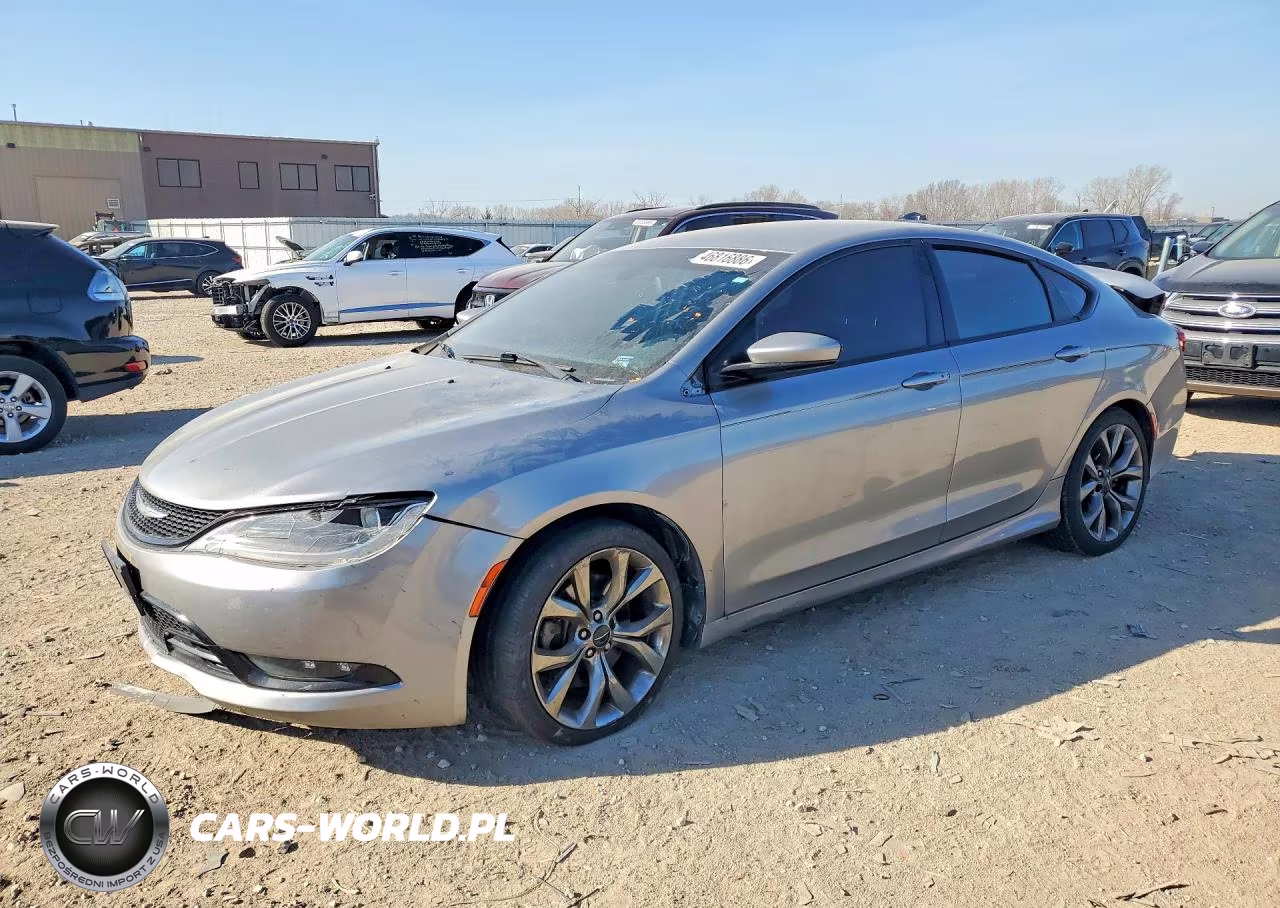2015 Chrysler 200 S