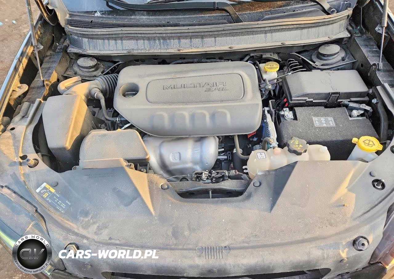 2021 Jeep Cherokee Latitude VIN:1C4PJLCB2MD156212 - 12