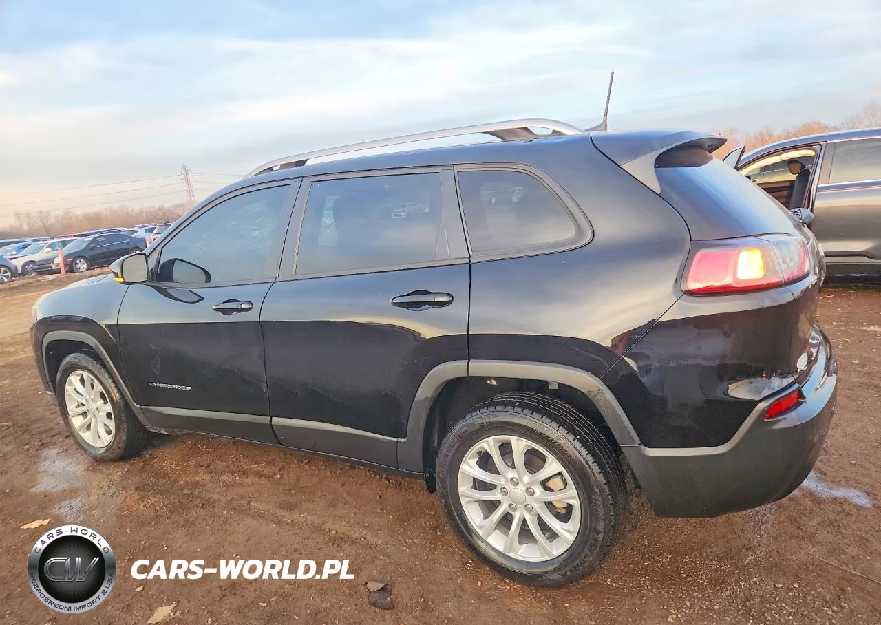 2021 Jeep Cherokee Latitude VIN:1C4PJLCB2MD156212 - 2