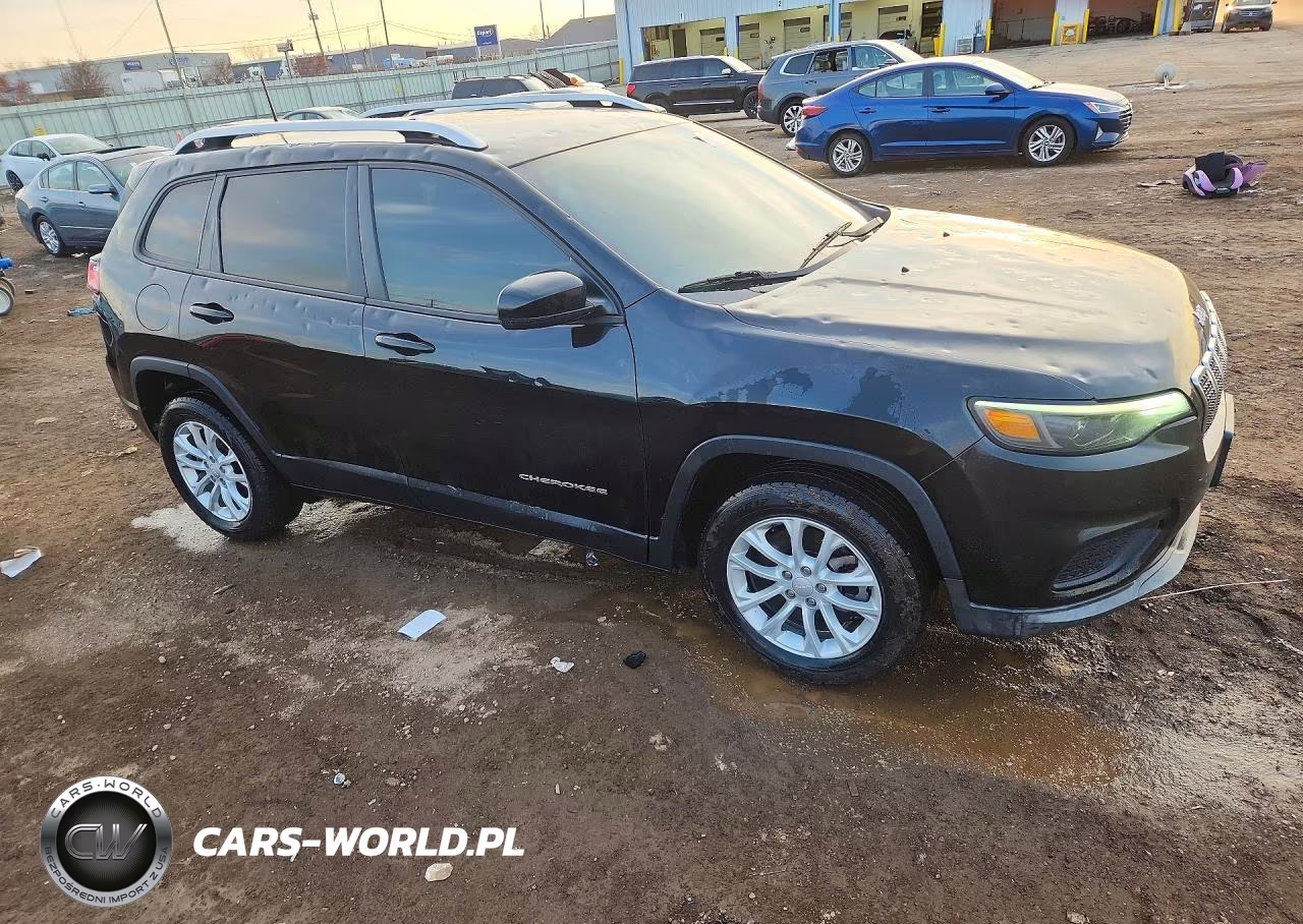 2021 Jeep Cherokee Latitude VIN:1C4PJLCB2MD156212 - 4