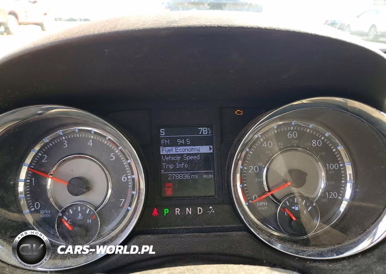 2011 Chrysler Town & Country Touring L VIN:2A4RR8DG3BR613333 - 9