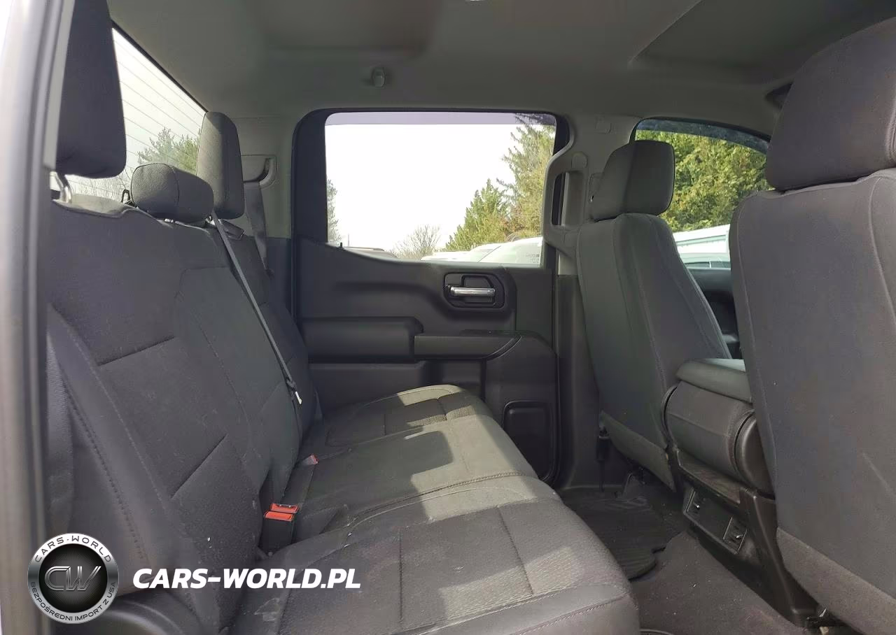 2019 Chevrolet Silverado K1500 Custom VIN:3GCPYBEH0KG304445 - 10