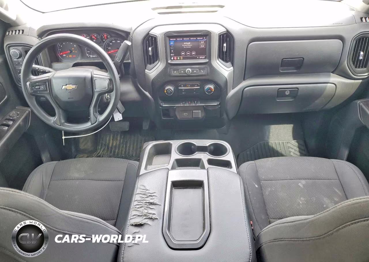 2019 Chevrolet Silverado K1500 Custom VIN:3GCPYBEH0KG304445 - 8