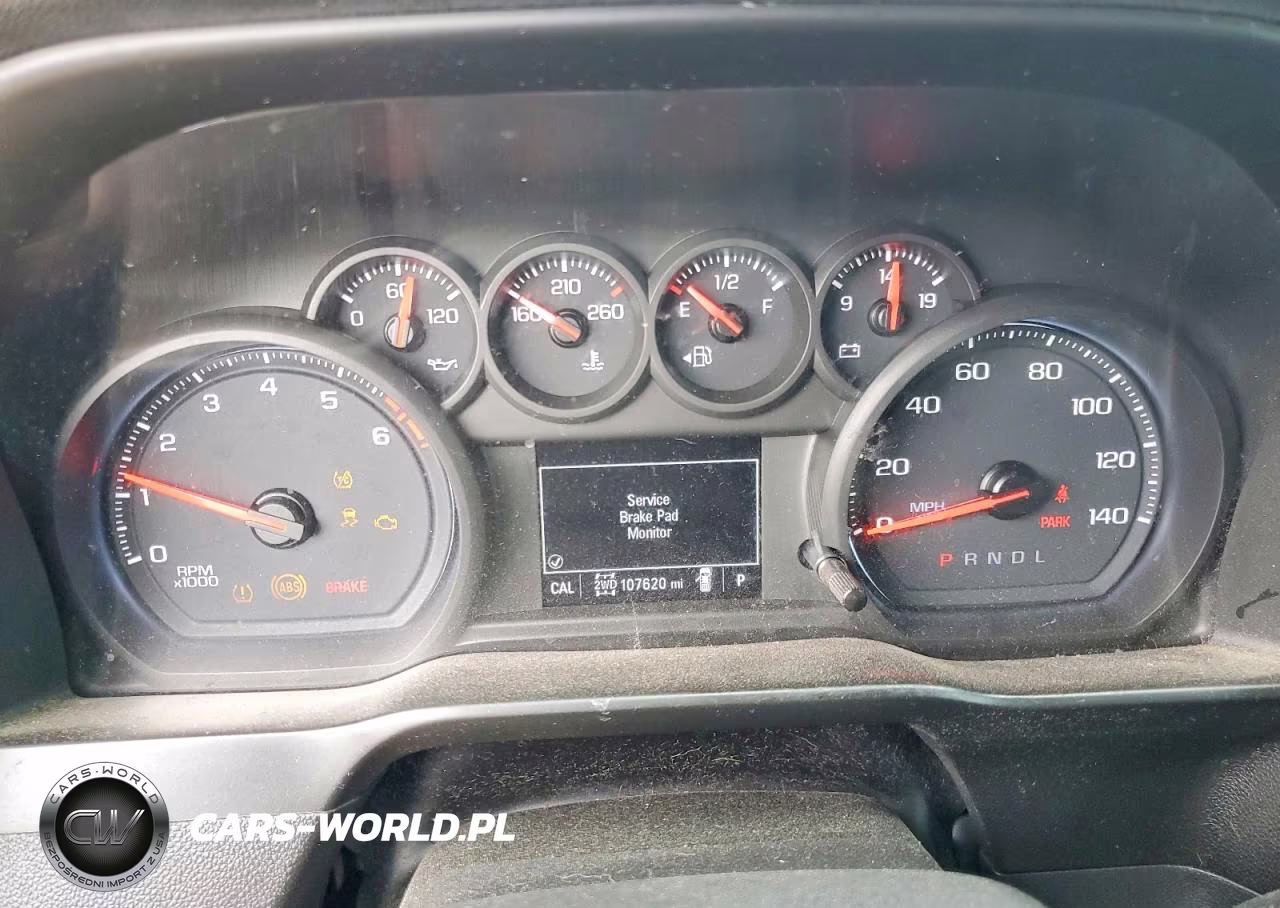 2019 Chevrolet Silverado K1500 Custom VIN:3GCPYBEH0KG304445 - 9