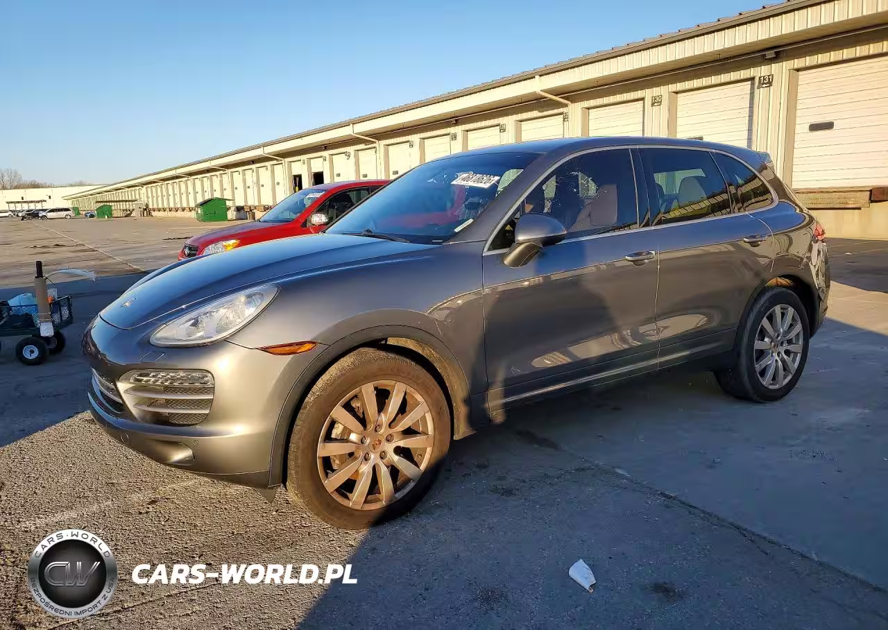 2014 Pors 2014 Porsche Cayenne V6 4D Suv