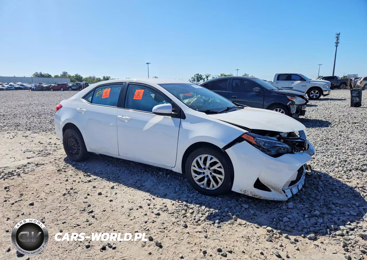 2019 Toyota Corolla Le VIN:2T1BURHE5KC221913 - 4