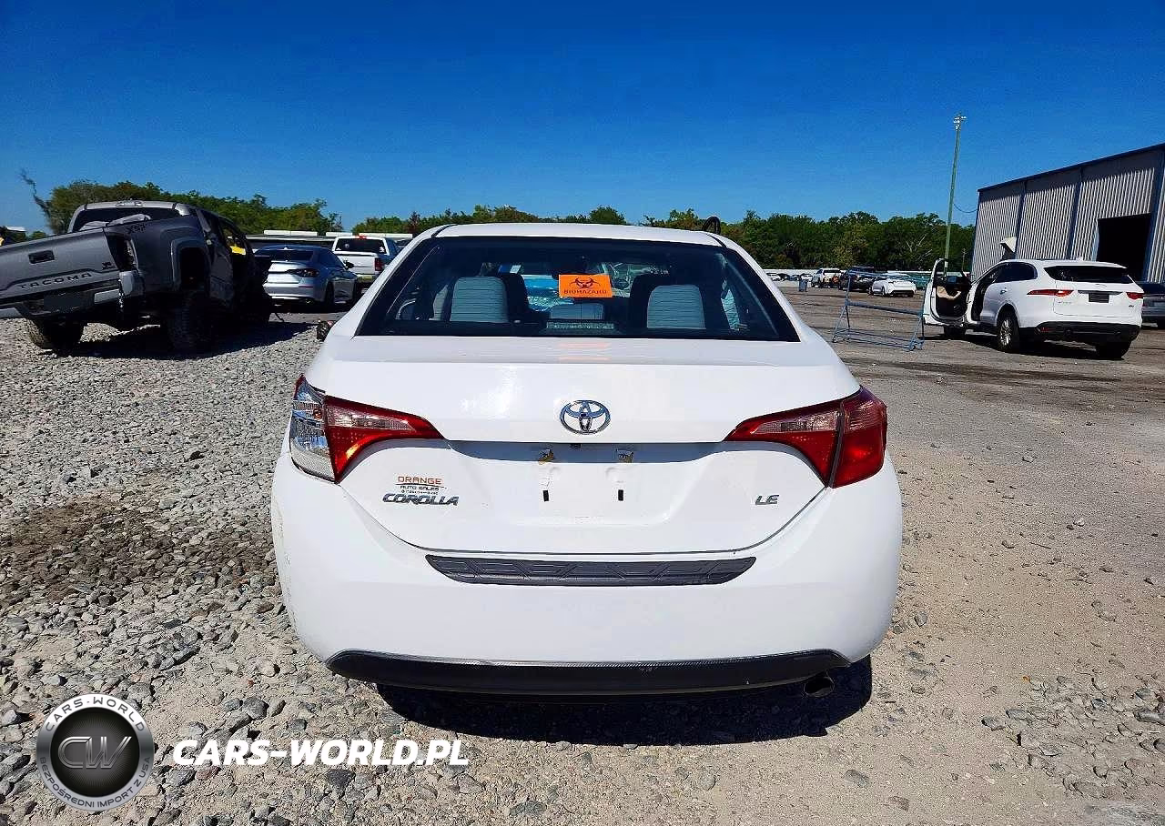 2019 Toyota Corolla Le VIN:2T1BURHE5KC221913 - 6