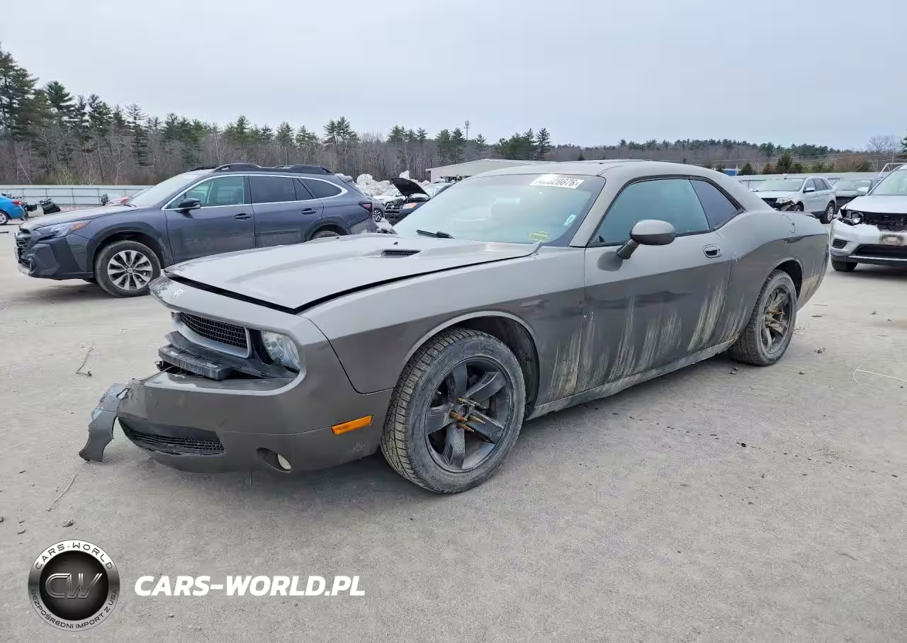 2009 Dodge Challenger Se