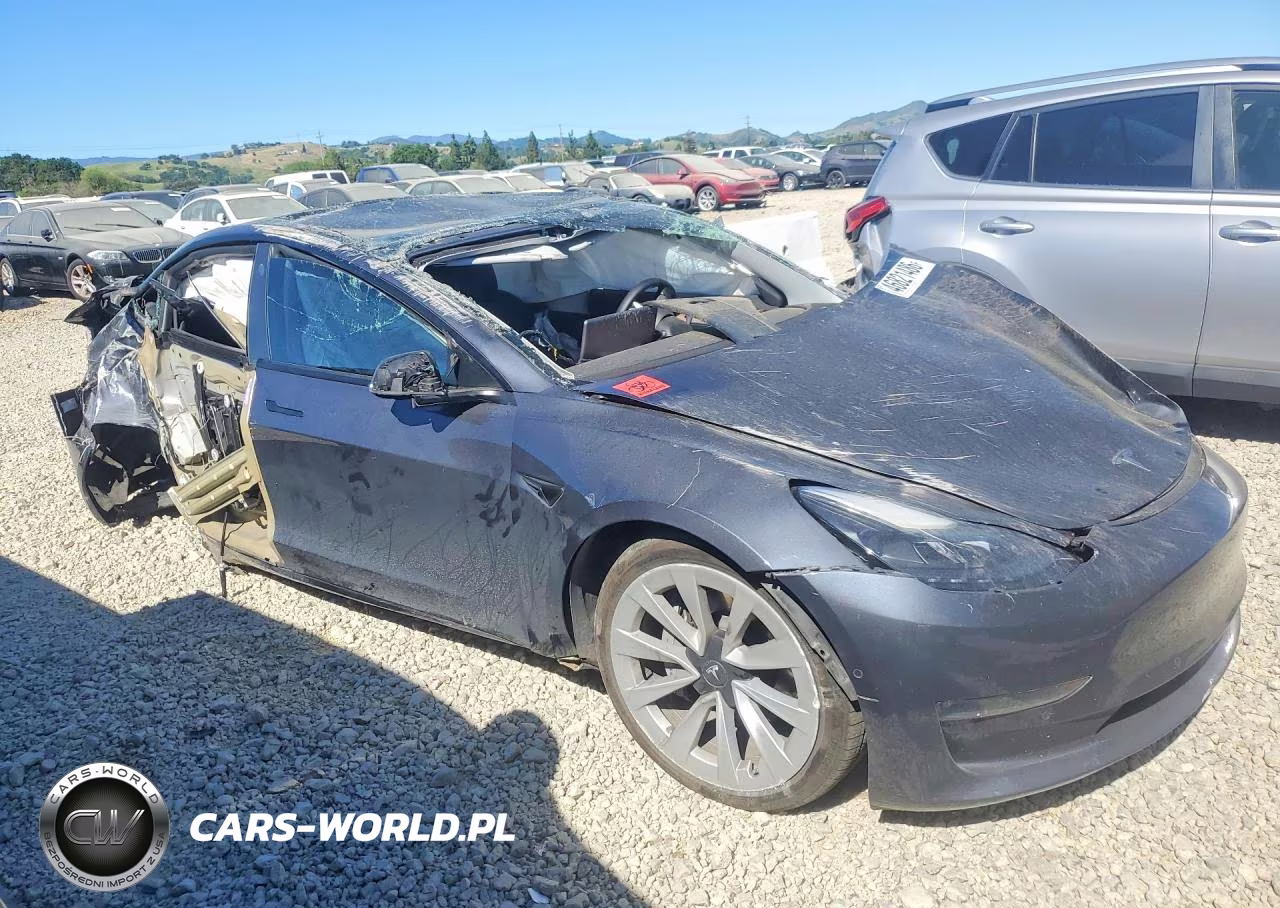 2022 Tesla Model 3 VIN:5YJ3E1EB5NF204834 - 4