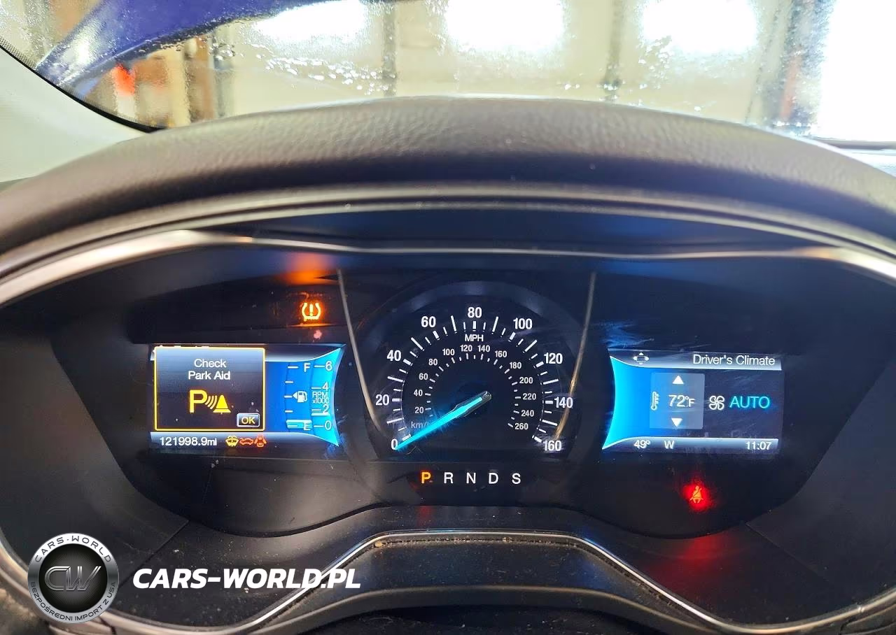 2015 Ford Fusion Titanium VIN:3FA6P0D98FR154226 - 9