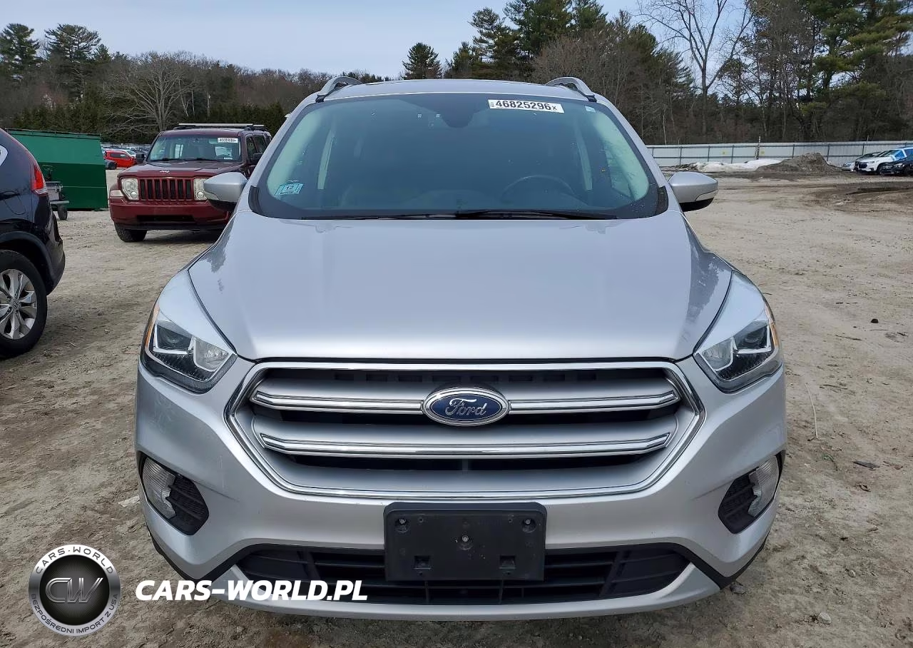 2017 Ford Escape Titanium VIN:1FMCU9J91HUE61453 - 5