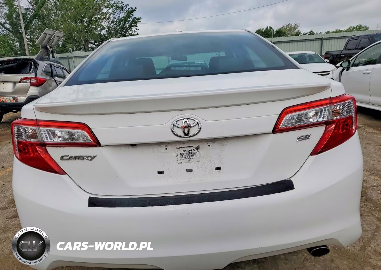 2014 Toyota Camry Se VIN:4T1BF1FK4EU805193 - 6