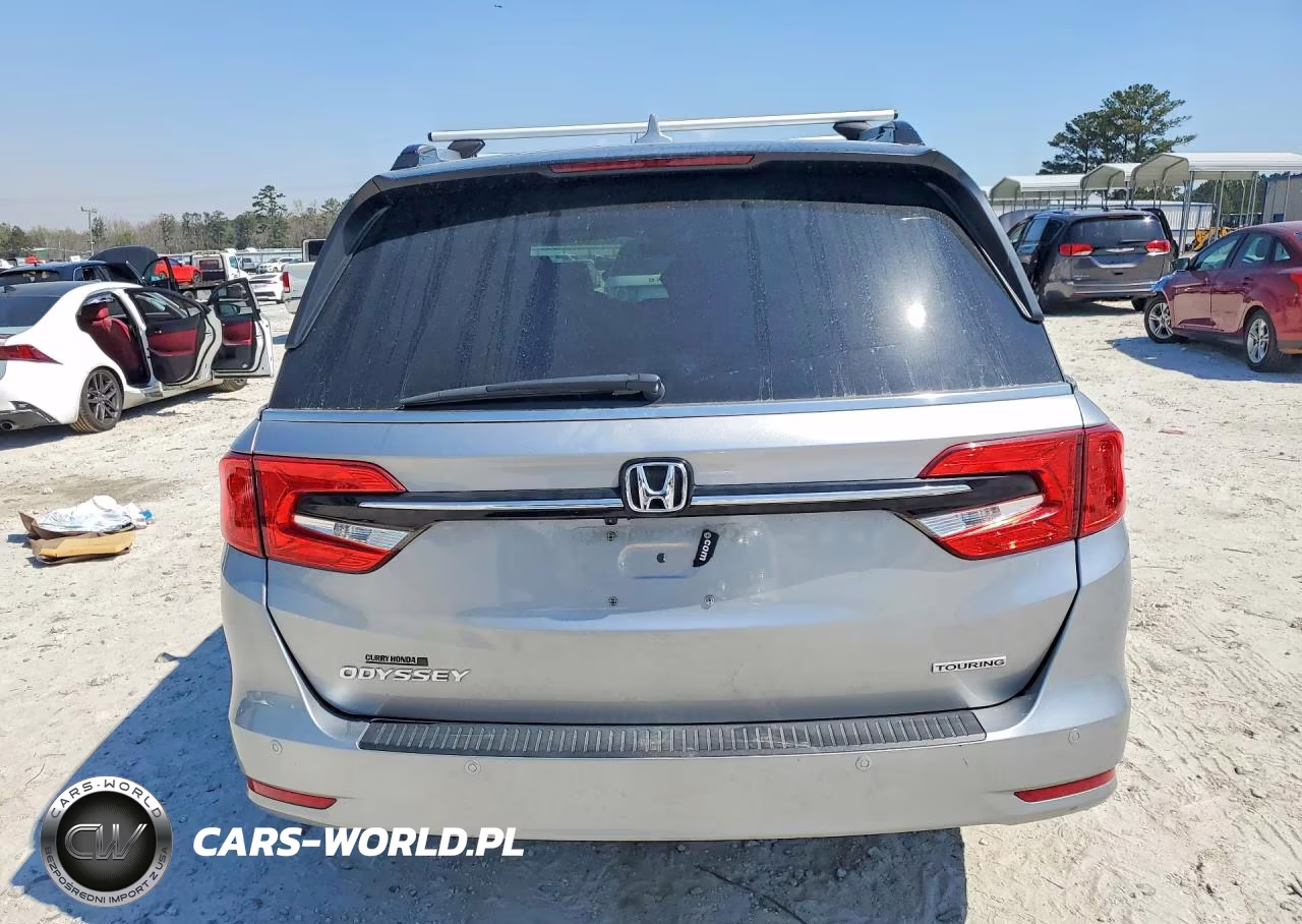 2023 Honda Odyssey Touring VIN:5FNRL6H86PB017490 - 6