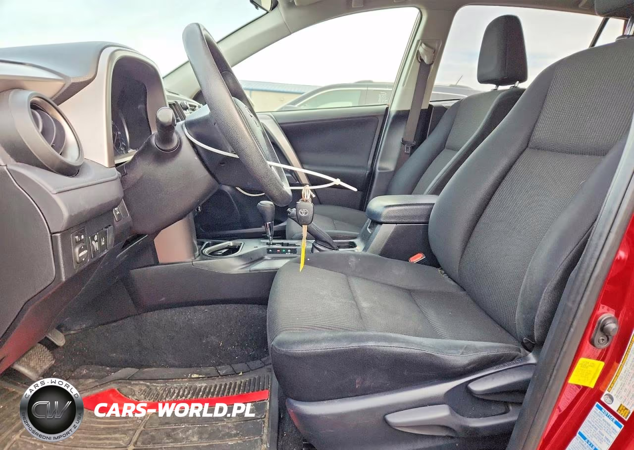 2018 Toyota Rav4 Le VIN:JTMBFREV1JD223951 - 7