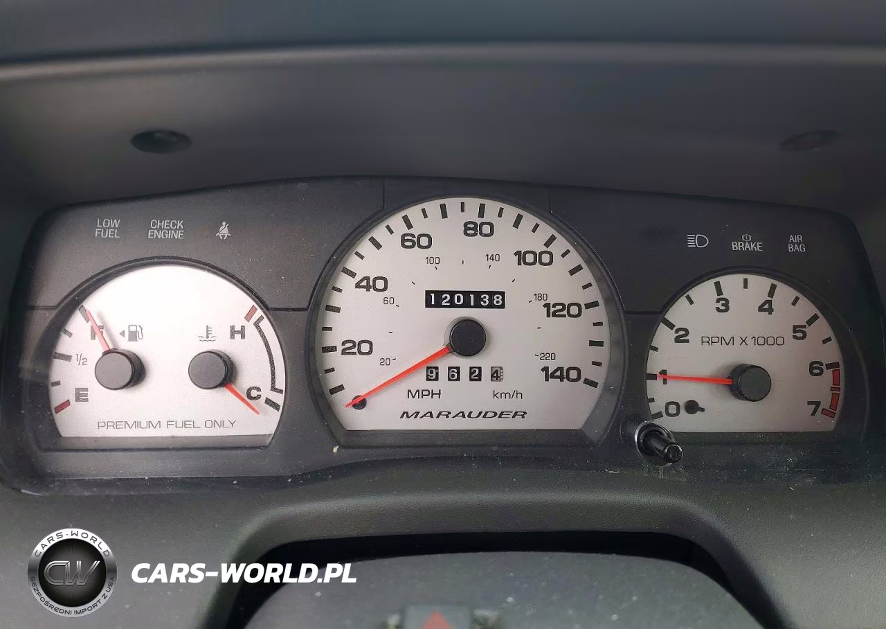 2003 Mercury Marauder VIN:2MEHM75V43X668876 - 9
