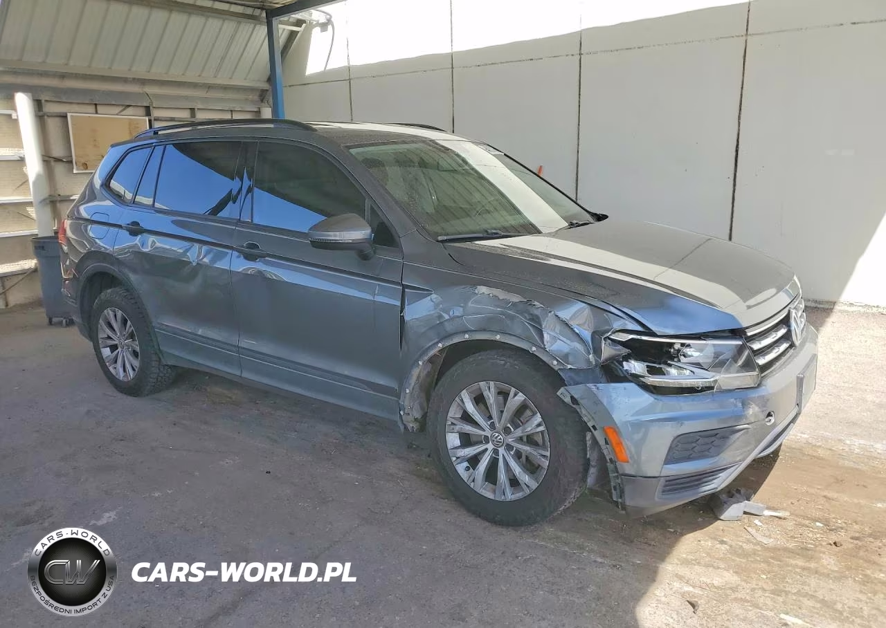 2018 Volkswagen Tiguan S VIN:3VV1B7AX0JM118925 - 4
