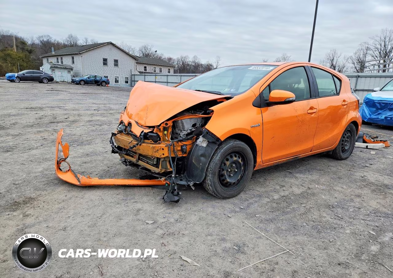 2015 Toyota Prius C Two