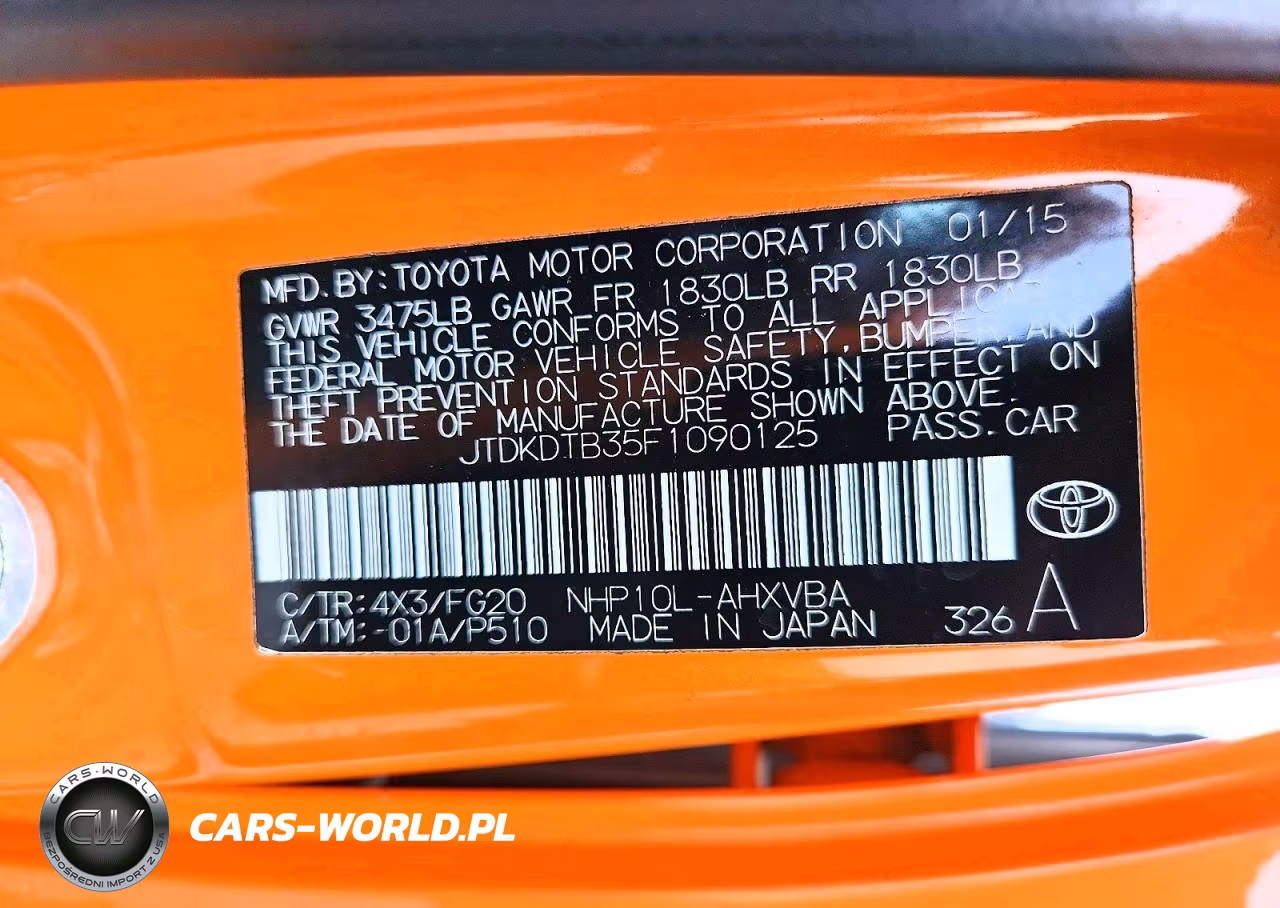2015 Toyota Prius C Two VIN:JTDKDTB35F1090125 - 13
