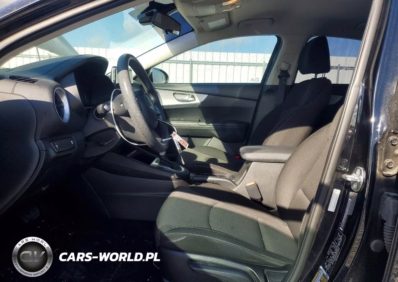 2023 Kia Forte Lx VIN:3KPF24AD3PE677509 - 7