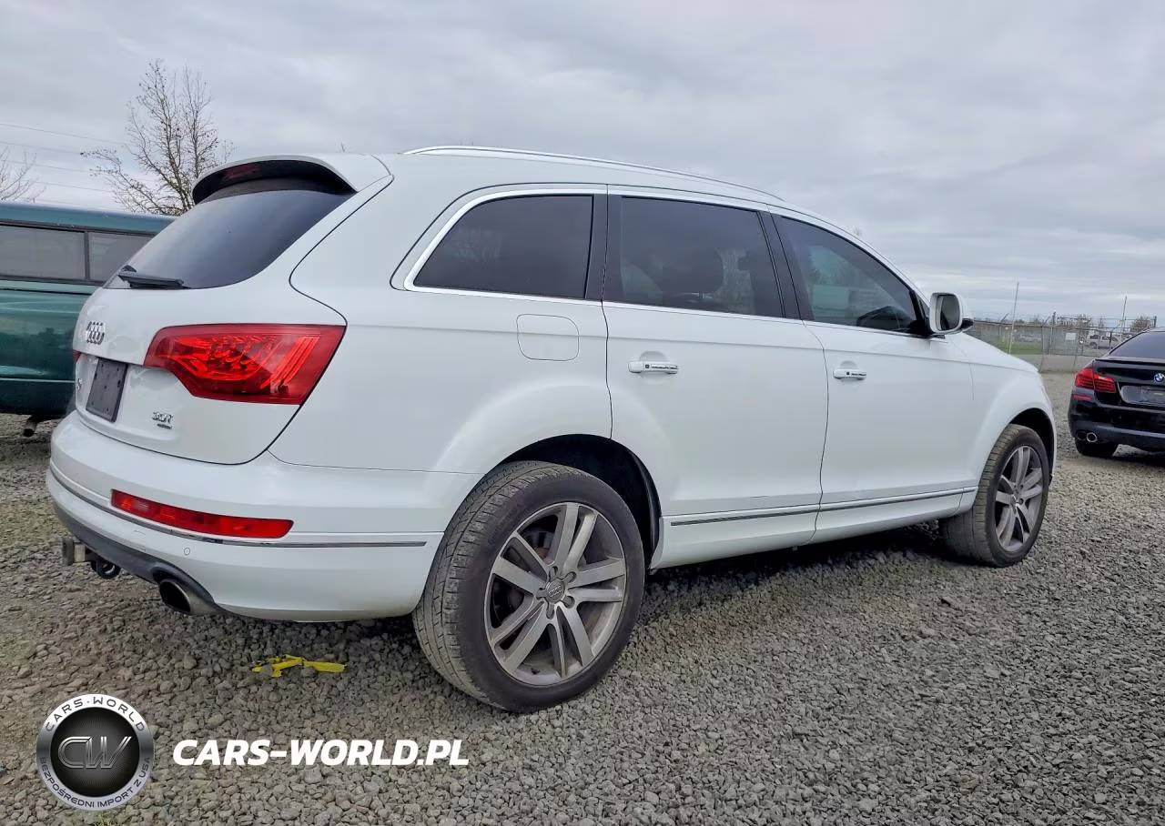 2014 Audi Q7 Premium Plus VIN:WA1LGAFE7ED005790 - 3