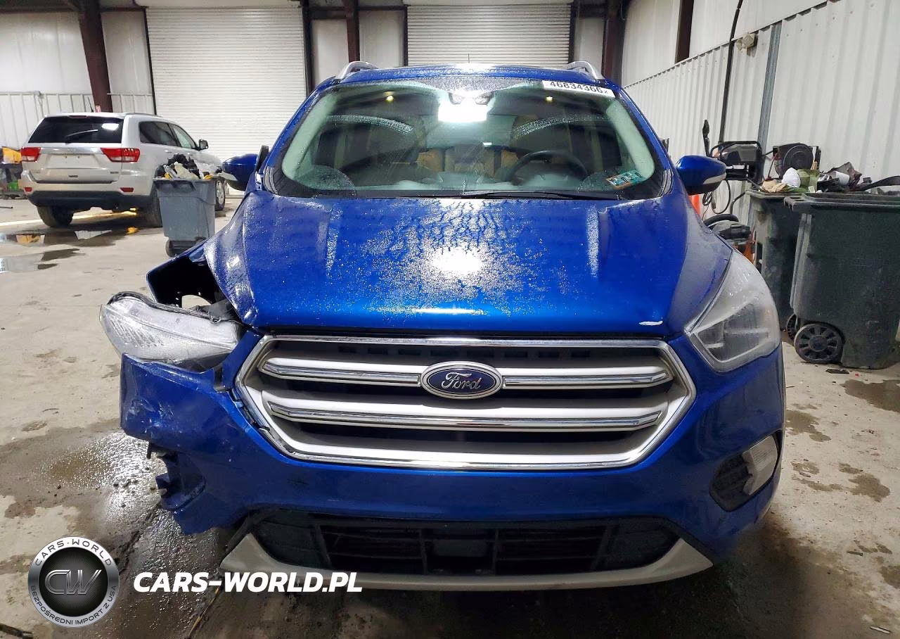 2019 Ford Escape Titanium VIN:1FMCU9J90KUA81785 - 5