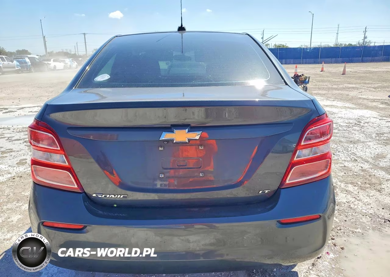 2019 Chevrolet Sonic Lt VIN:1G1JD5SB0K4146259 - 6
