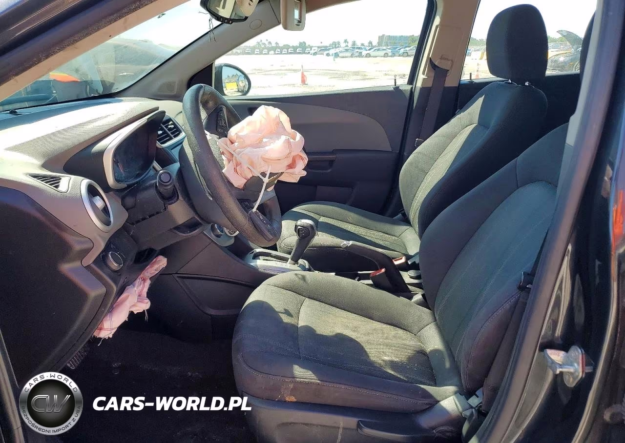 2019 Chevrolet Sonic Lt VIN:1G1JD5SB0K4146259 - 7