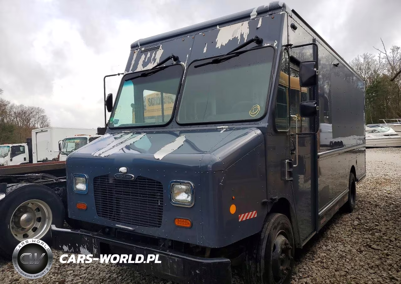 2020 Freightliner Mt45G Chassis Delivery Truck