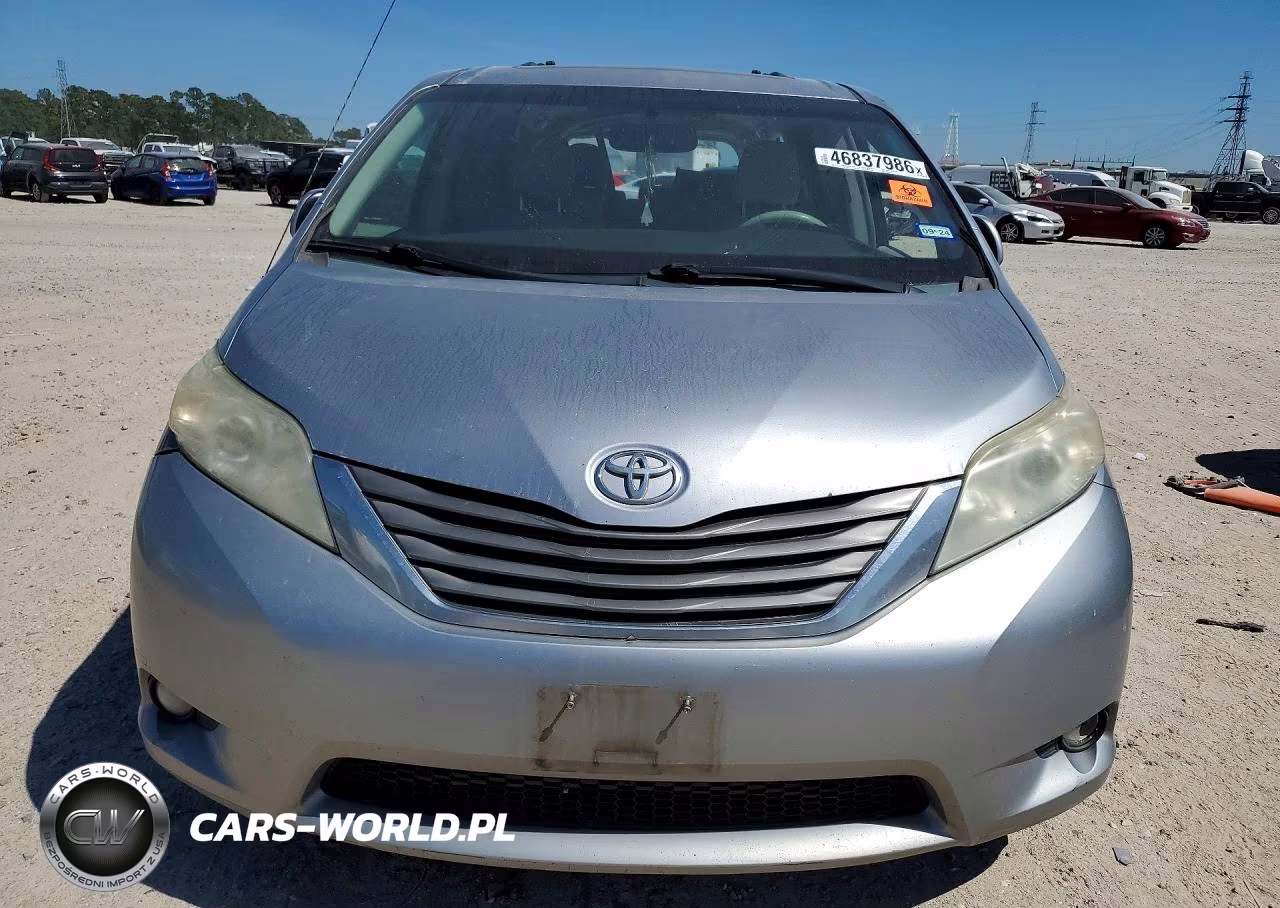 2013 Toyota Sienna Xle 8-Passenger VIN:5TDYK3DC9DS394118 - 5