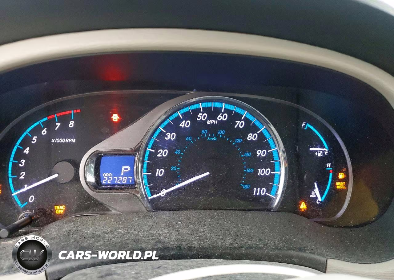 2013 Toyota Sienna Xle 8-Passenger VIN:5TDYK3DC9DS394118 - 9