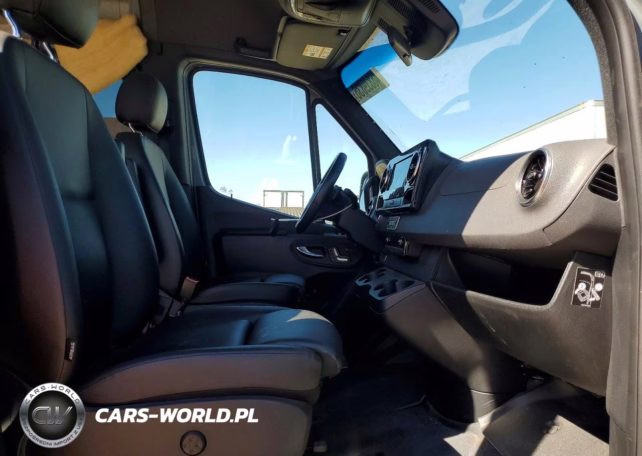 2022 Mercedes Sprinter VIN:W1W4EBVYXNT100050 - 5