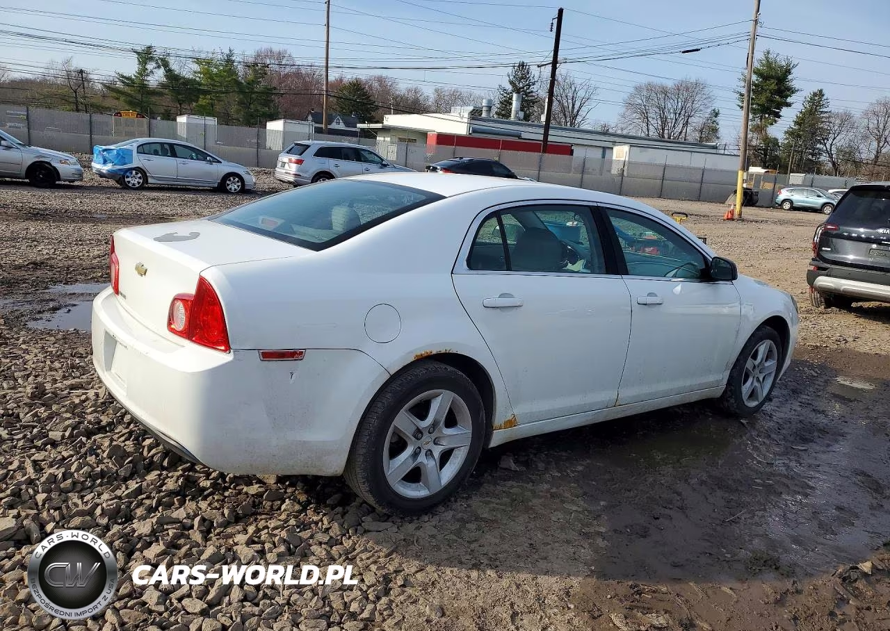 2011 Chevrolet Malibu Ls VIN:1G1ZA5E11BF353357 - 3