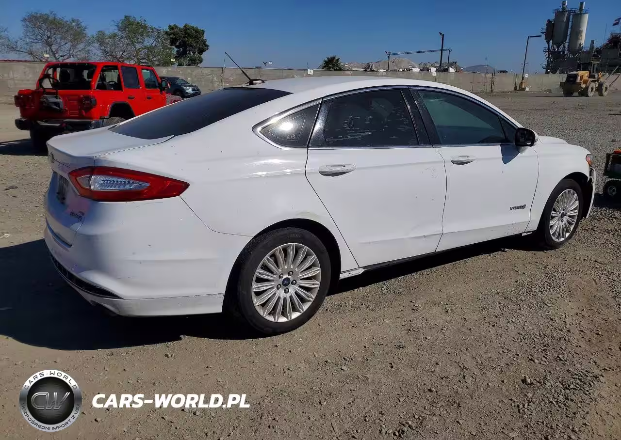 2016 Ford Fusion Se Hybrid VIN:3FA6P0LU9GR389354 - 3