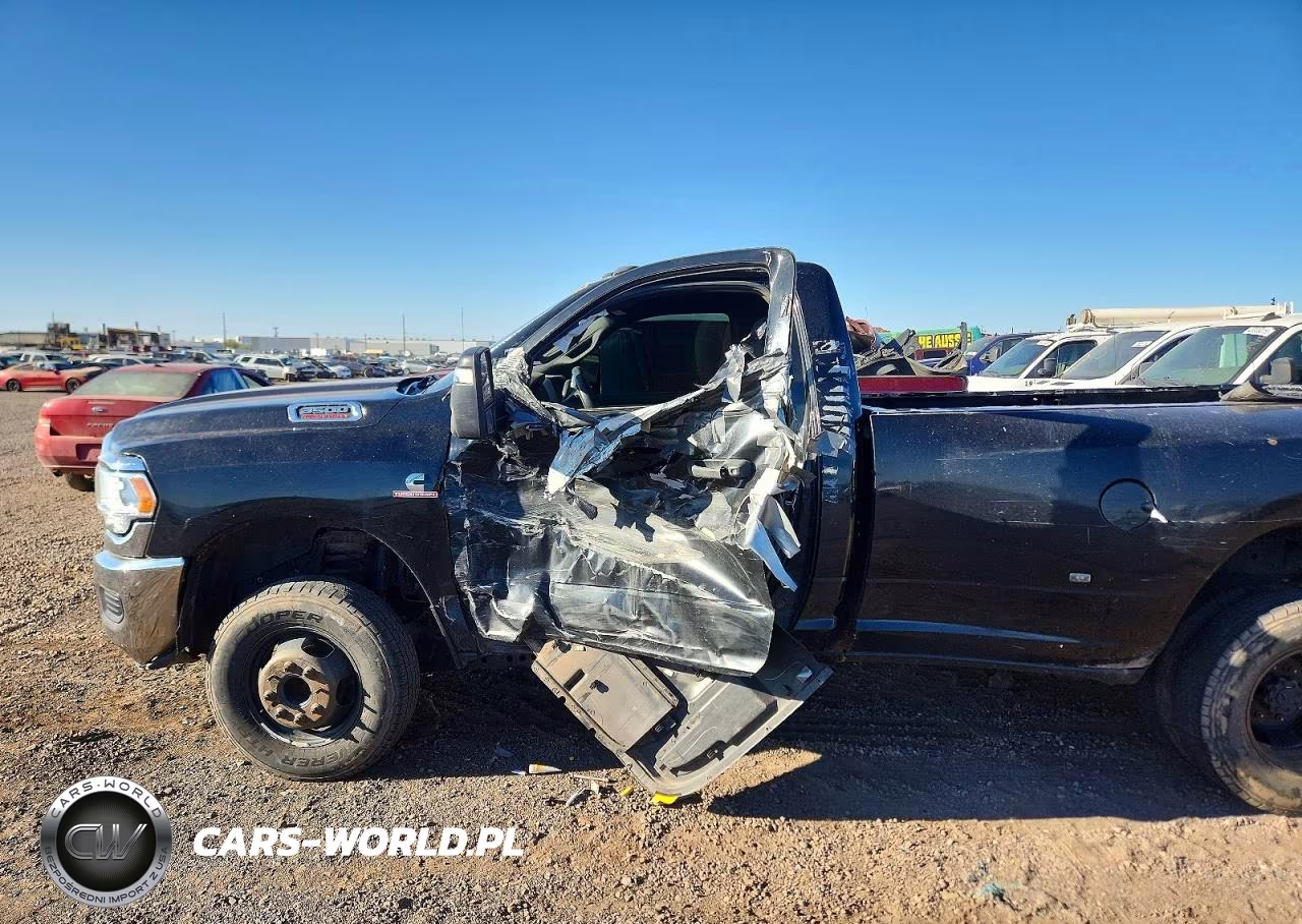 2023 Ram 3500 Tradesman VIN:3C63RRAL5PG600378 - 9