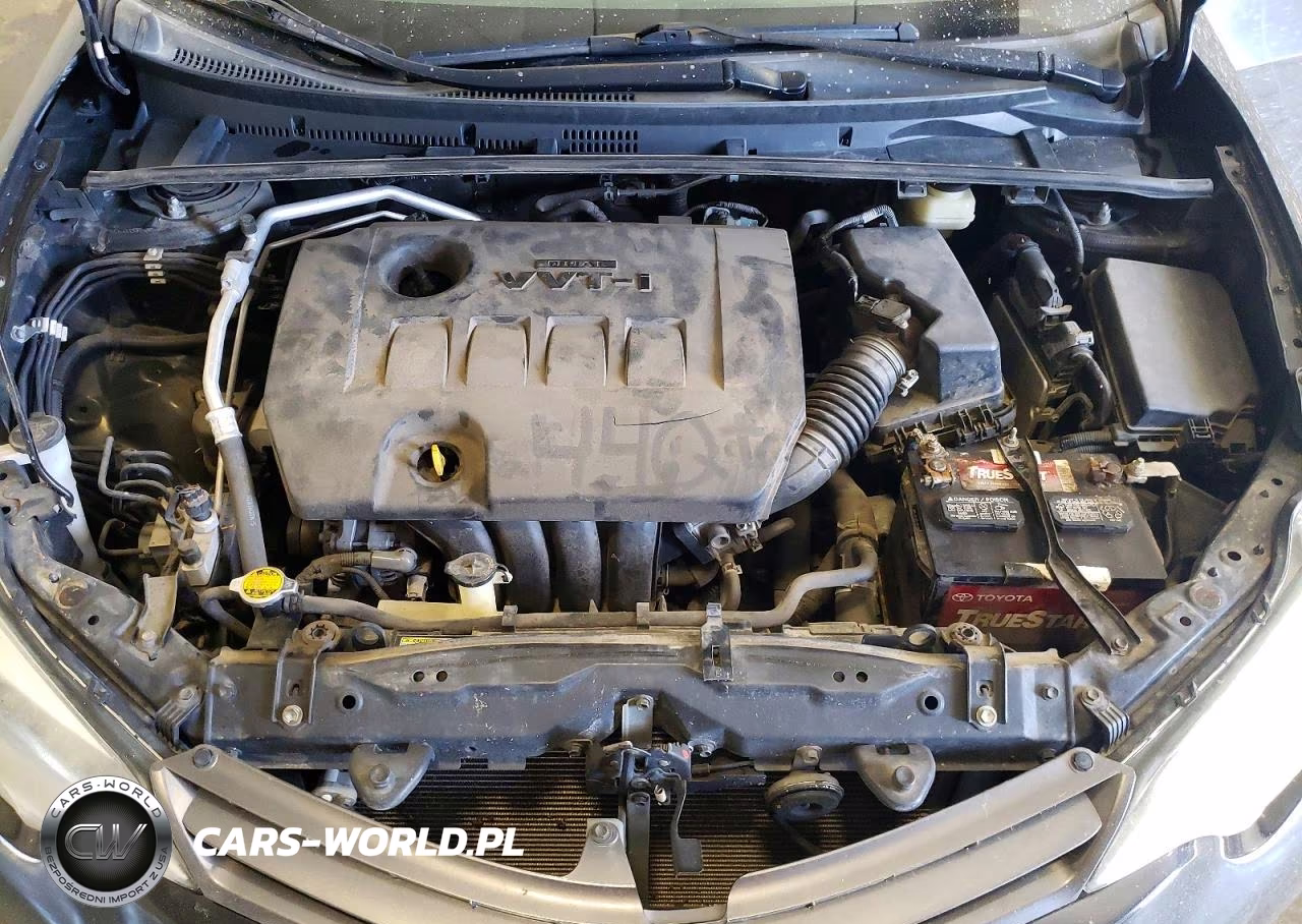 2015 Toyota Corolla Le VIN:5YFBURHE2FP330853 - 11