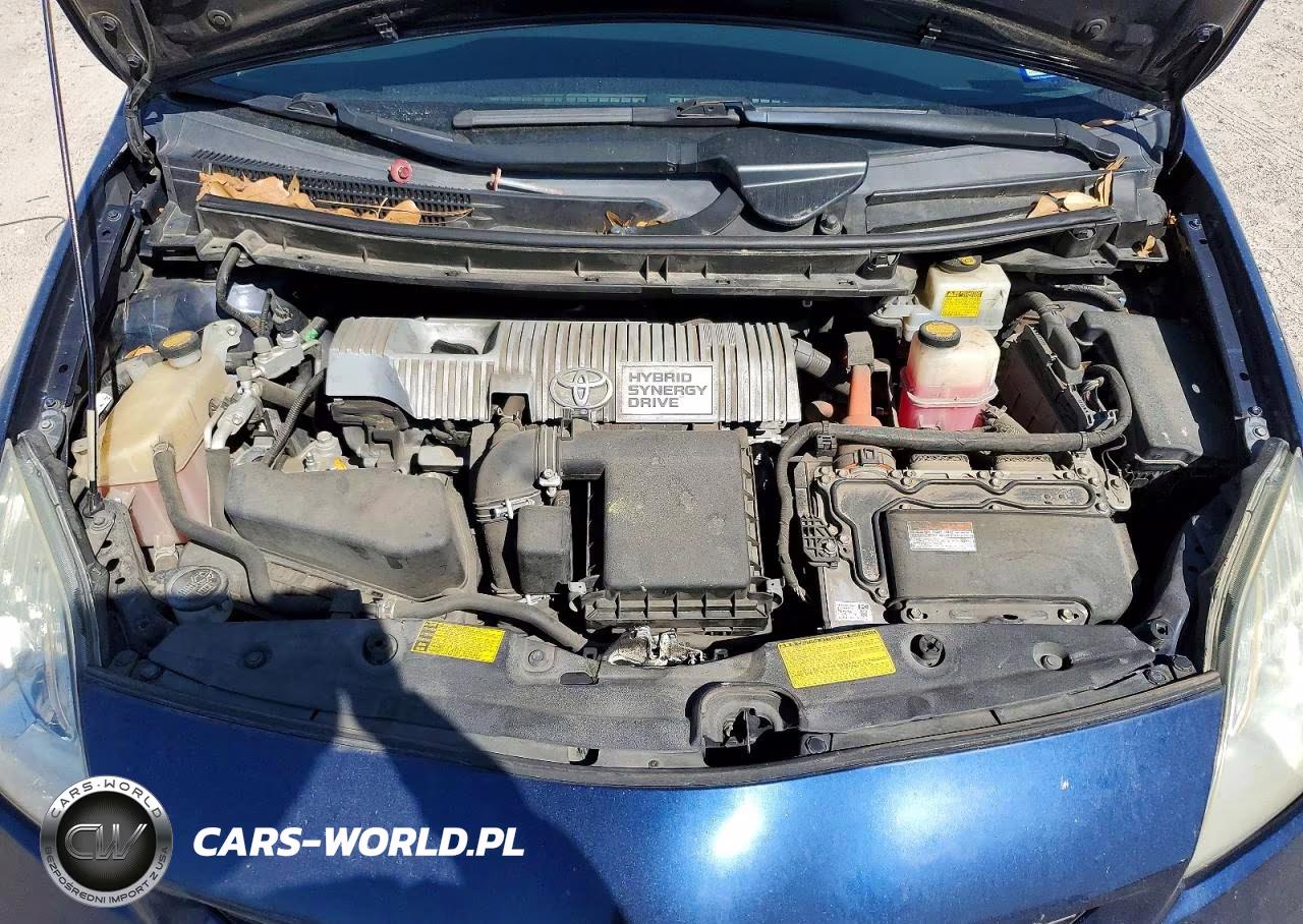 2013 Toyota Prius Two VIN:JTDKN3DU5D1644442 - 11
