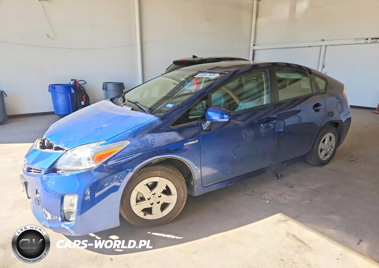 2011 Toyota Prius Three