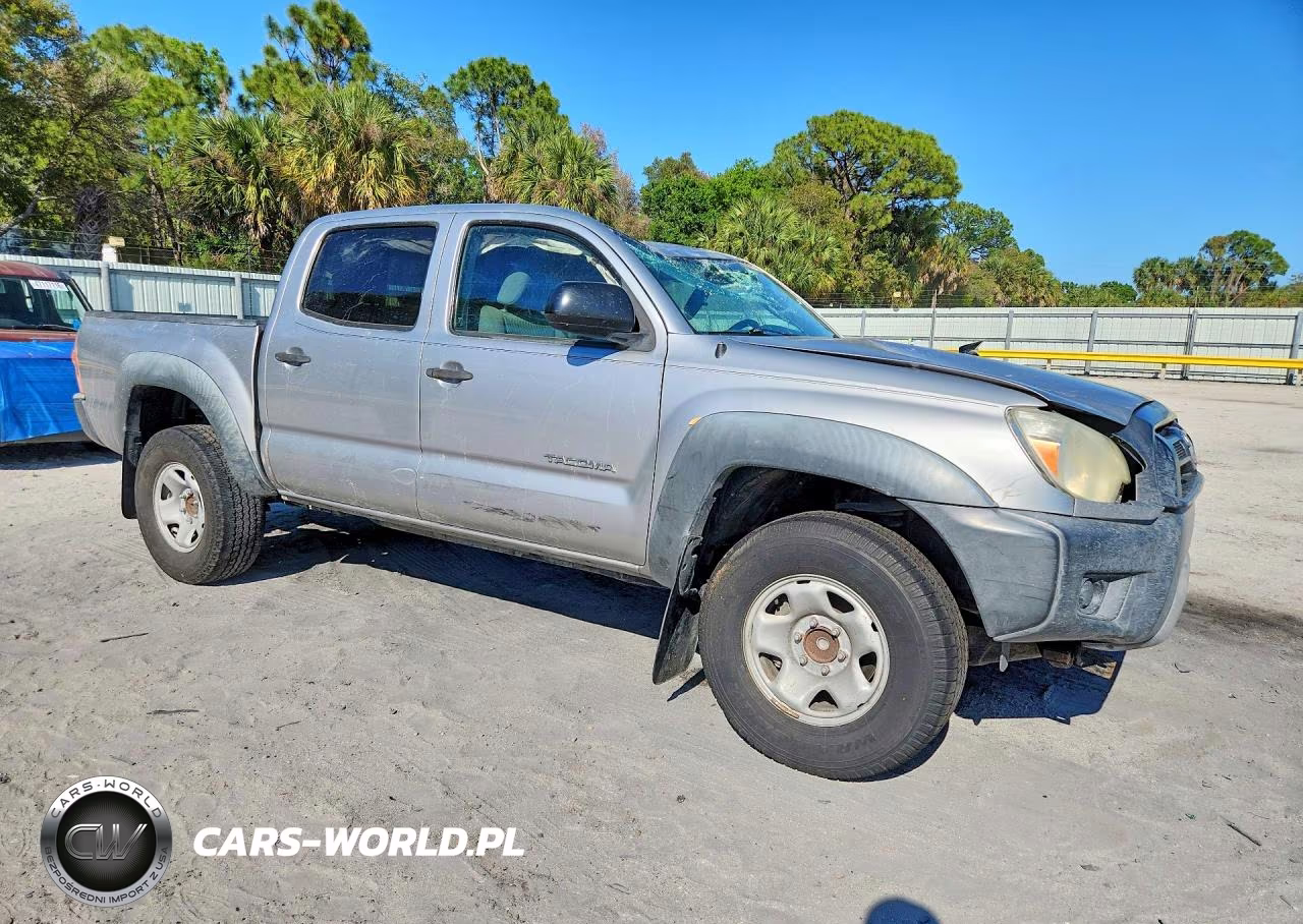 2014 Toyota Tacoma Prerunner VIN:5TFJX4GN2EX030415 - 4