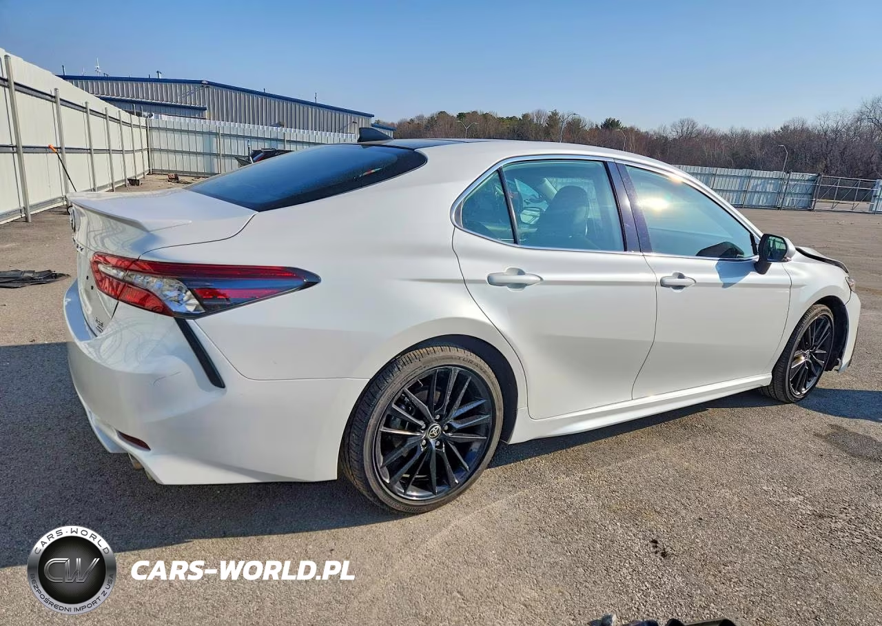 2022 Toyota Camry Xse VIN:4T1K61BK7NU056203 - 3