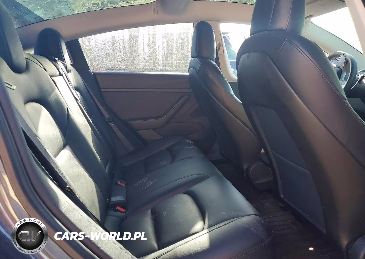 2020 Tesla Model 3 VIN:5YJ3E1EC1LF736149 - 10