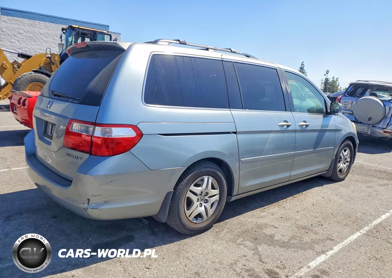 2005 Honda Odyssey Ex VIN:5FNRL38445B057317 - 3